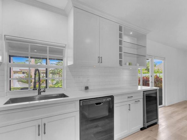 1 Beverly Road W, Jupiter FL 33469