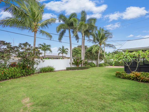 1 Beverly Road W, Jupiter FL 33469