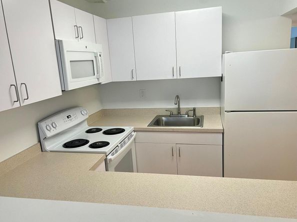 85 Andover D, West Palm Beach FL 33417