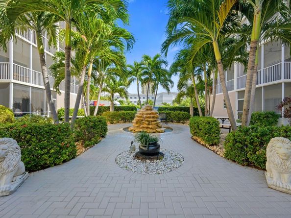 2081 S Ocean Dr 208, Hallandale Beach FL 33009