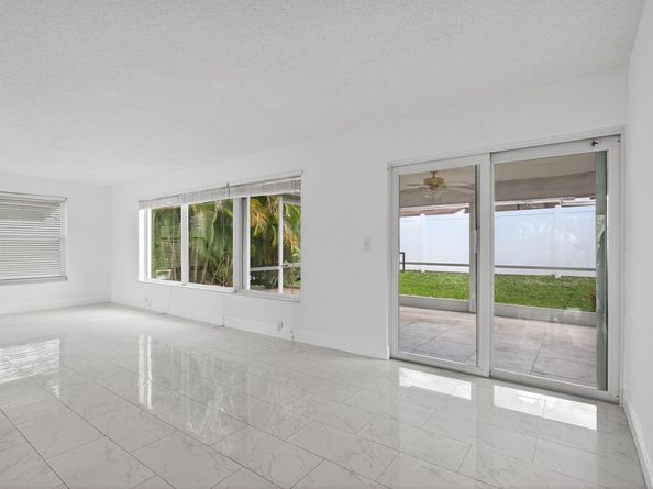 2930 NW 1st Ave, Pompano Beach FL 33064