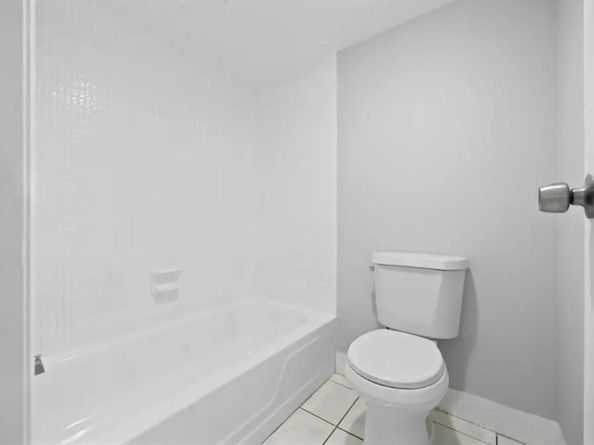 6100 S Falls Circle Dr 204, Lauderhill FL 33319