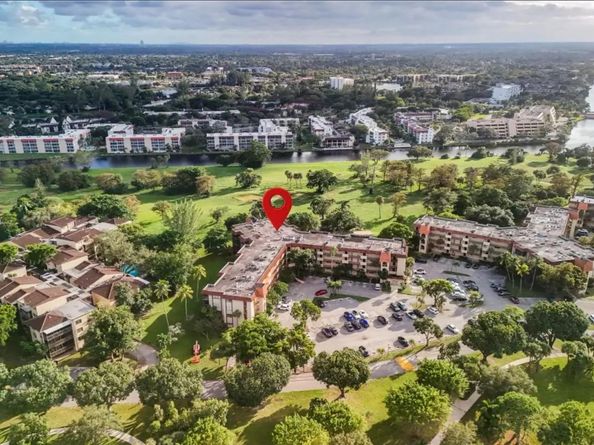 6100 S Falls Circle Dr 204, Lauderhill FL 33319