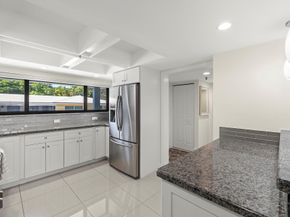 665 SE 21st Avenue 104, Deerfield Beach FL 33441