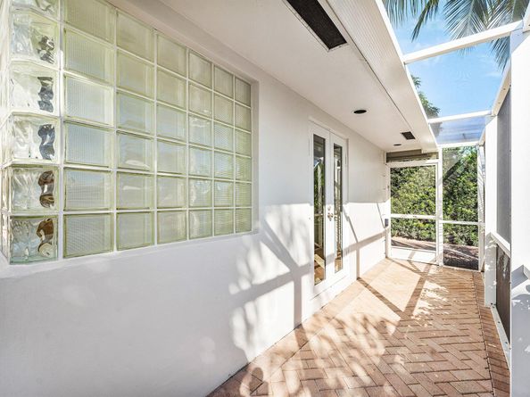 1332 SW Tamarind Way, Boca Raton FL 33486