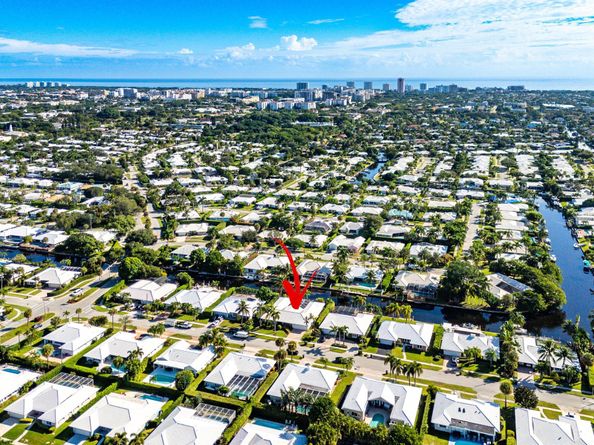 1332 SW Tamarind Way, Boca Raton FL 33486