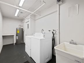 3300 W Rolling Hills Cir 610, Davie FL 33328