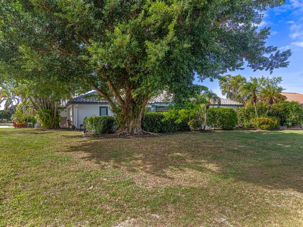 11374 Boca Woods Lane, Boca Raton FL 33428