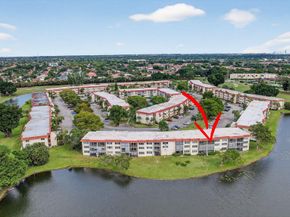 9500 N Hollybrook Lake Drive 308, Pembroke Pines FL 33025