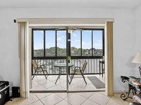 9500 N Hollybrook Lake Drive 308, Pembroke Pines FL 33025