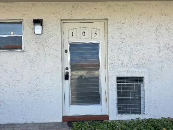 9420 S Hollybrook Lake Drive 105, Pembroke Pines FL 33025