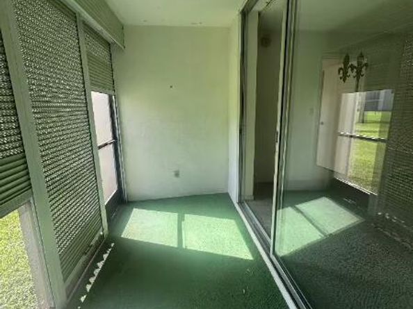 9420 S Hollybrook Lake Drive 105, Pembroke Pines FL 33025