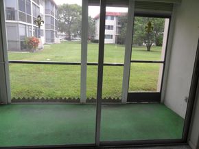 9420 S Hollybrook Lake Drive 105, Pembroke Pines FL 33025