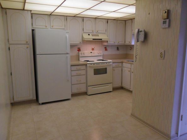 9420 S Hollybrook Lake Drive 105, Pembroke Pines FL 33025