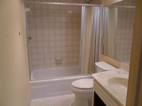 9420 S Hollybrook Lake Drive 105, Pembroke Pines FL 33025