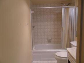 9420 S Hollybrook Lake Drive 105, Pembroke Pines FL 33025