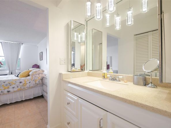 3801 Environ Blvd 418, Lauderhill FL 33319