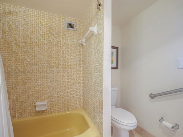 3801 Environ Blvd 418, Lauderhill FL 33319