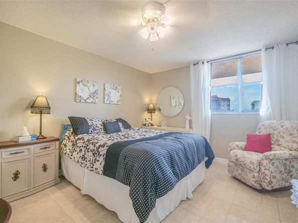 3801 Environ Blvd 418, Lauderhill FL 33319