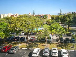 3801 Environ Blvd 418, Lauderhill FL 33319