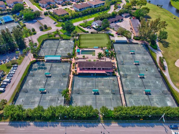 8536 Casa Del Lago 49 B, Boca Raton FL 33433