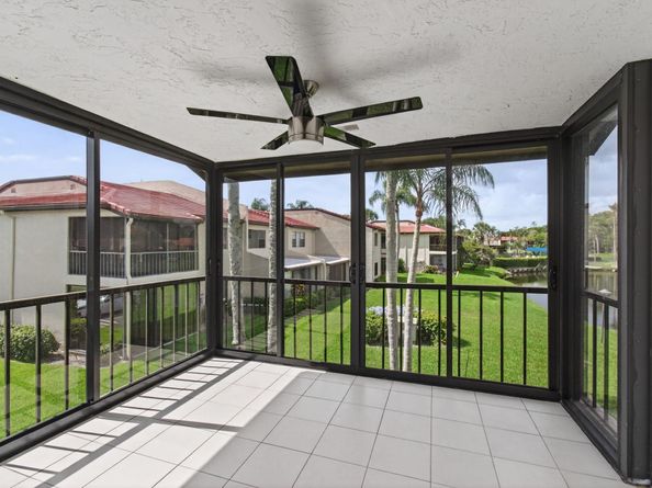 8536 Casa Del Lago 49 B, Boca Raton FL 33433