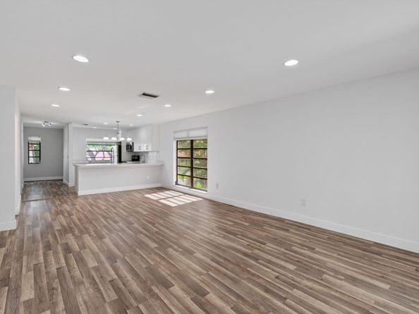 8536 Casa Del Lago 49 B, Boca Raton FL 33433