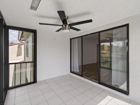 8536 Casa Del Lago 49 B, Boca Raton FL 33433