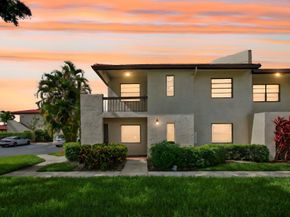 8536 Casa Del Lago 49 B, Boca Raton FL 33433