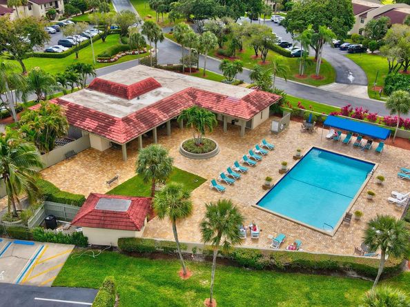 8536 Casa Del Lago 49 B, Boca Raton FL 33433