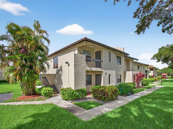 8536 Casa Del Lago 49 B, Boca Raton FL 33433