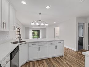 8536 Casa Del Lago 49 B, Boca Raton FL 33433