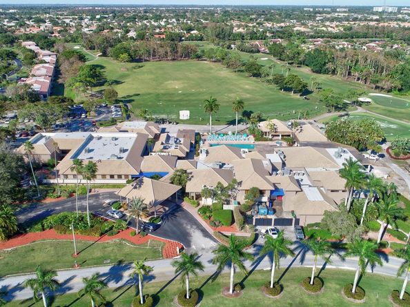 8536 Casa Del Lago 49 B, Boca Raton FL 33433