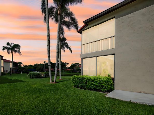 8536 Casa Del Lago 49 B, Boca Raton FL 33433