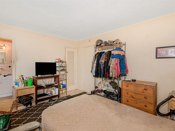 2581 NE 11TH Ct, Pompano Beach FL 33062