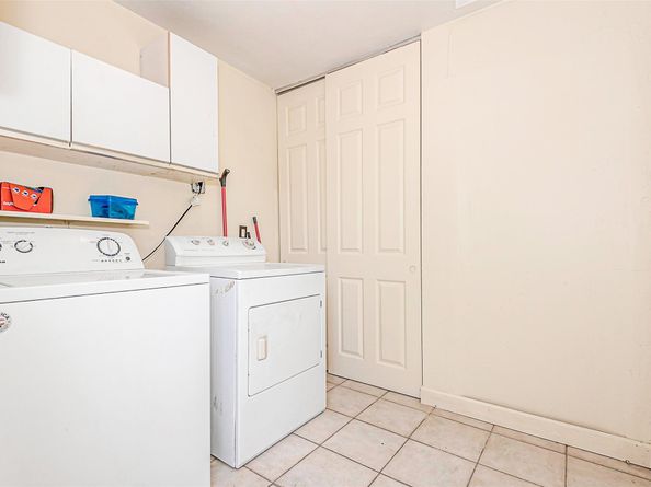 2581 NE 11TH Ct, Pompano Beach FL 33062