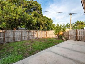 2581 NE 11TH Ct, Pompano Beach FL 33062
