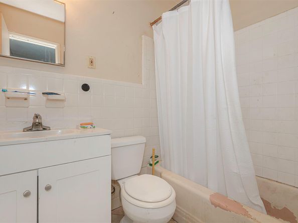 2581 NE 11TH Ct, Pompano Beach FL 33062