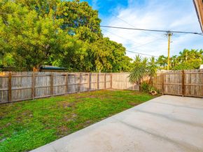 2581 NE 11TH Ct, Pompano Beach FL 33062
