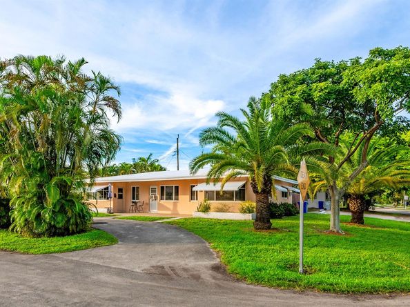 2581 NE 11TH Ct, Pompano Beach FL 33062