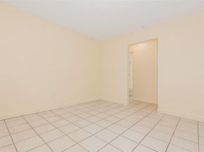 2581 NE 11TH Ct, Pompano Beach FL 33062