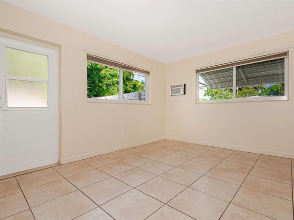 2581 NE 11TH Ct, Pompano Beach FL 33062