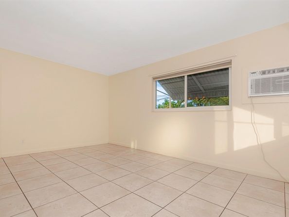 2581 NE 11TH Ct, Pompano Beach FL 33062