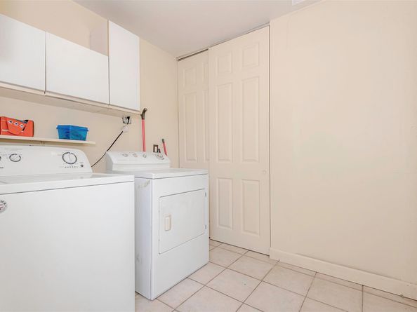 2581 NE 11TH Ct, Pompano Beach FL 33062