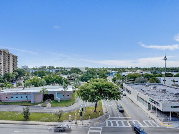 1465 NE 123rd St 714, North Miami FL 33161