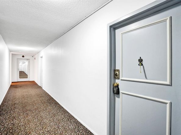 1465 NE 123rd St 714, North Miami FL 33161