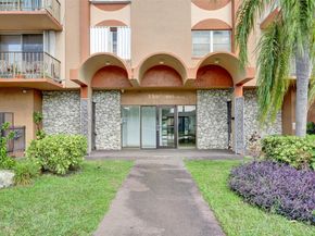 1465 NE 123rd St 714, North Miami FL 33161