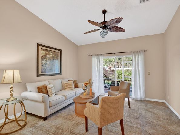 8536 Logia Circle, Boynton Beach FL 33472