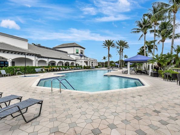 8536 Logia Circle, Boynton Beach FL 33472