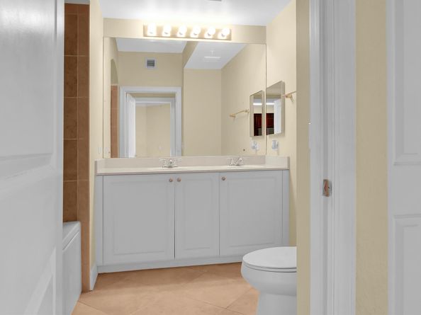 2304 Renaissance Way 304, Boynton Beach FL 33426